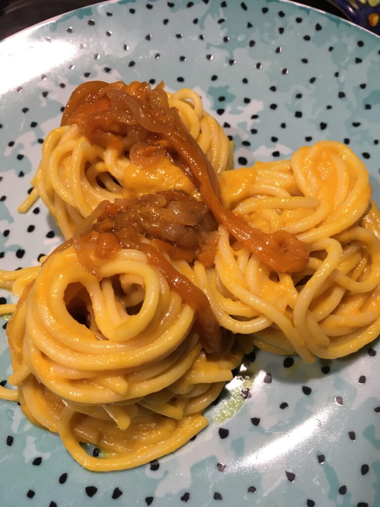 Pasta in salsa di Peperoni gialli